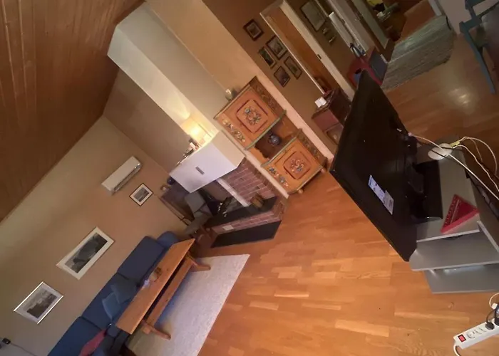4 Bedroom House In Beautiful Strandebarm *