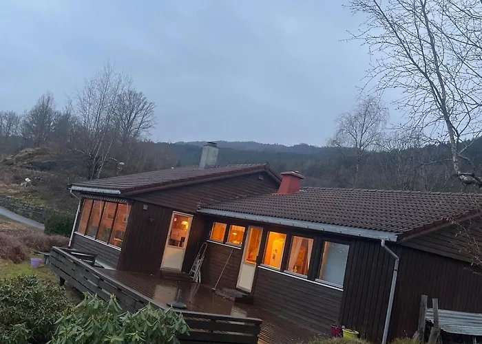 4 Bedroom House In Beautiful Strandebarm Kvam (Hordaland)